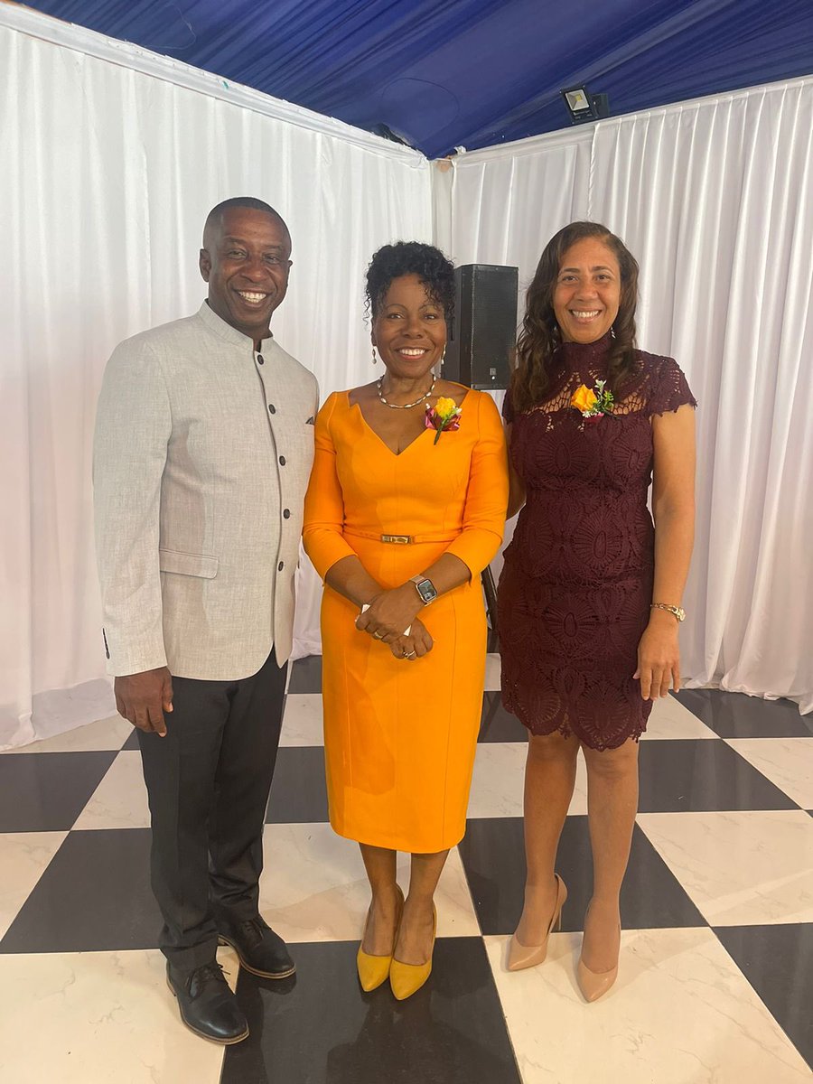 Mayor Swaby joins (l-r) Professor Jaqueline Dunkley-Bent , Sharon Banburry Edwards president of JMA and other distinguished ladies to celebrate International Day Of The Midwives