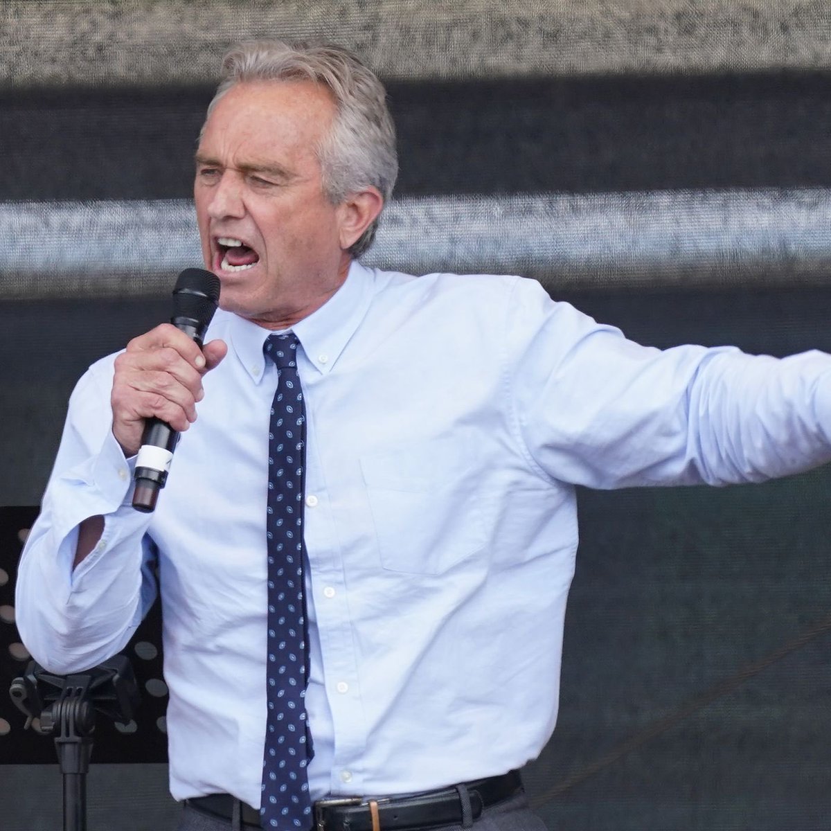 Robert Kennedy Jr. is the only candidate who is talking about the damage the 2010 Citizens United SCOTUS Decision has had on our country & the need to have it OVERTURNED! Who else thinks Big Business should not be allowed to donate unlimited $ to politicians?

#RFKJr2024 
#RFKJr