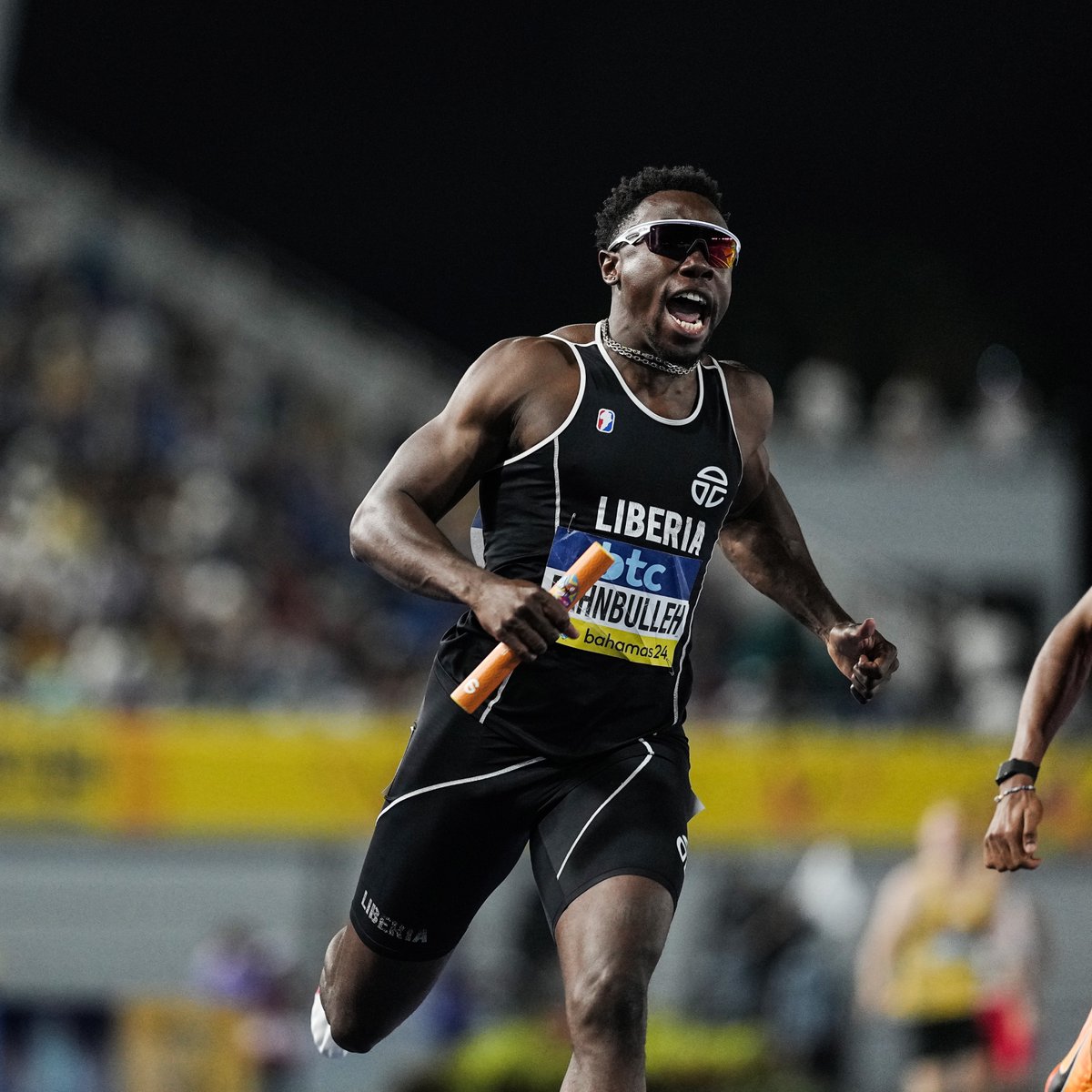 They call him the BULLET for a reason 😤

Incredible comeback from <a href="/joefahn/">Joe Fahn OLY</a> in the men's 4x100m as he guides Liberia to the Olympic Games 👏

#WorldRelays