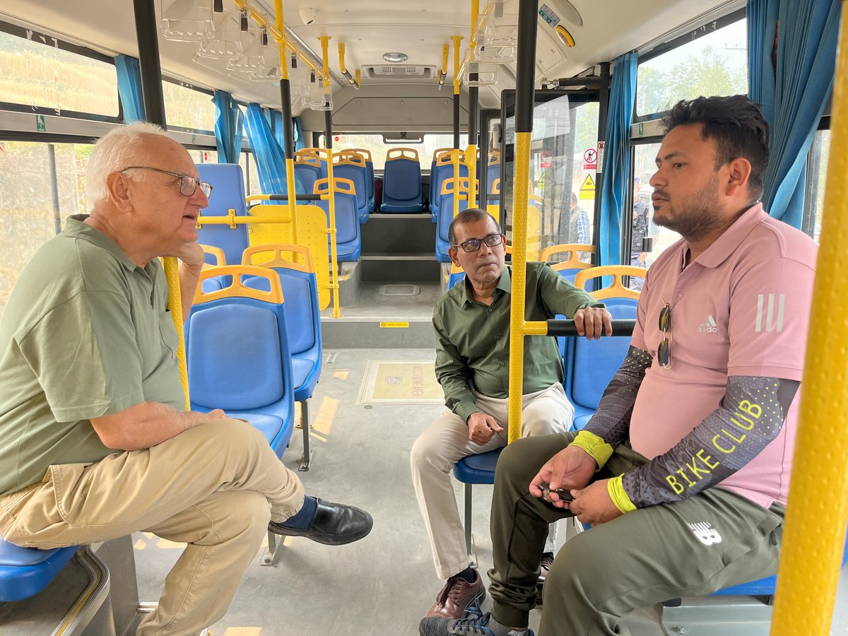 Opportunity to share excitement and challenges ahead in expanding the fleet of @SajhaYatayat battery-operated buses with @MohamedNasheed (އަންނި), climate champion, ex-President of Maldives and Secretary-General of Climate Vulnerable Forum (@TheCVF), of 68 countries.