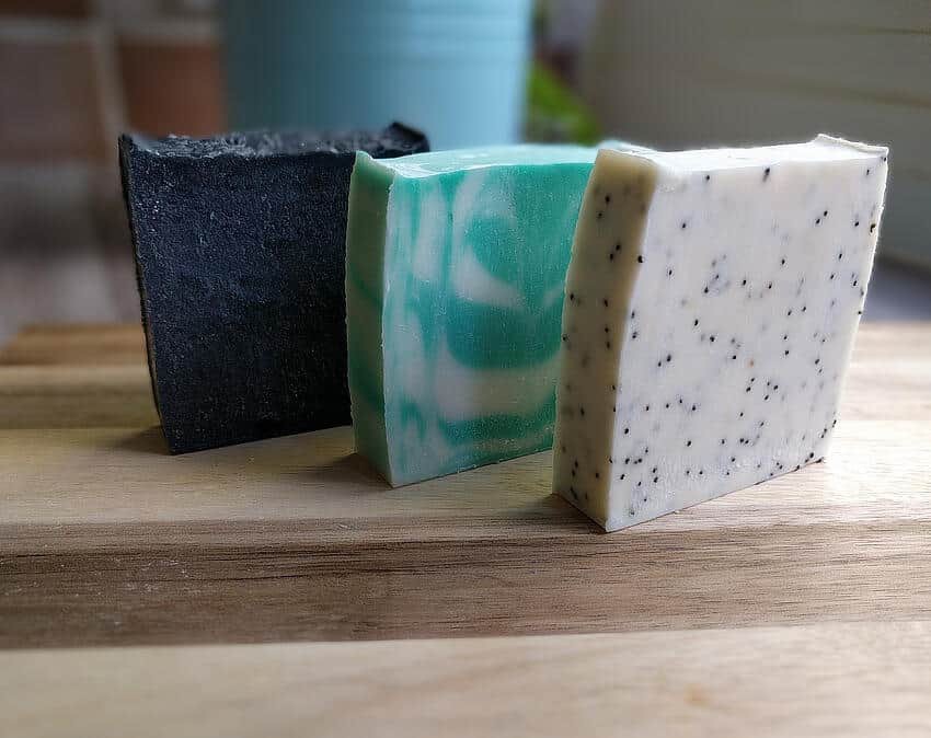 I would encourage anyone with eczema or similar skin disorders, to say no to harsh chemicals, commercial soap and additional products.

Read more 👉 lttr.ai/ARE4y

#skincare #handmadesoap #soapmaking #naturalskincare #HumbleSoapBar #LetSFace #HandcraftedNaturalSoap