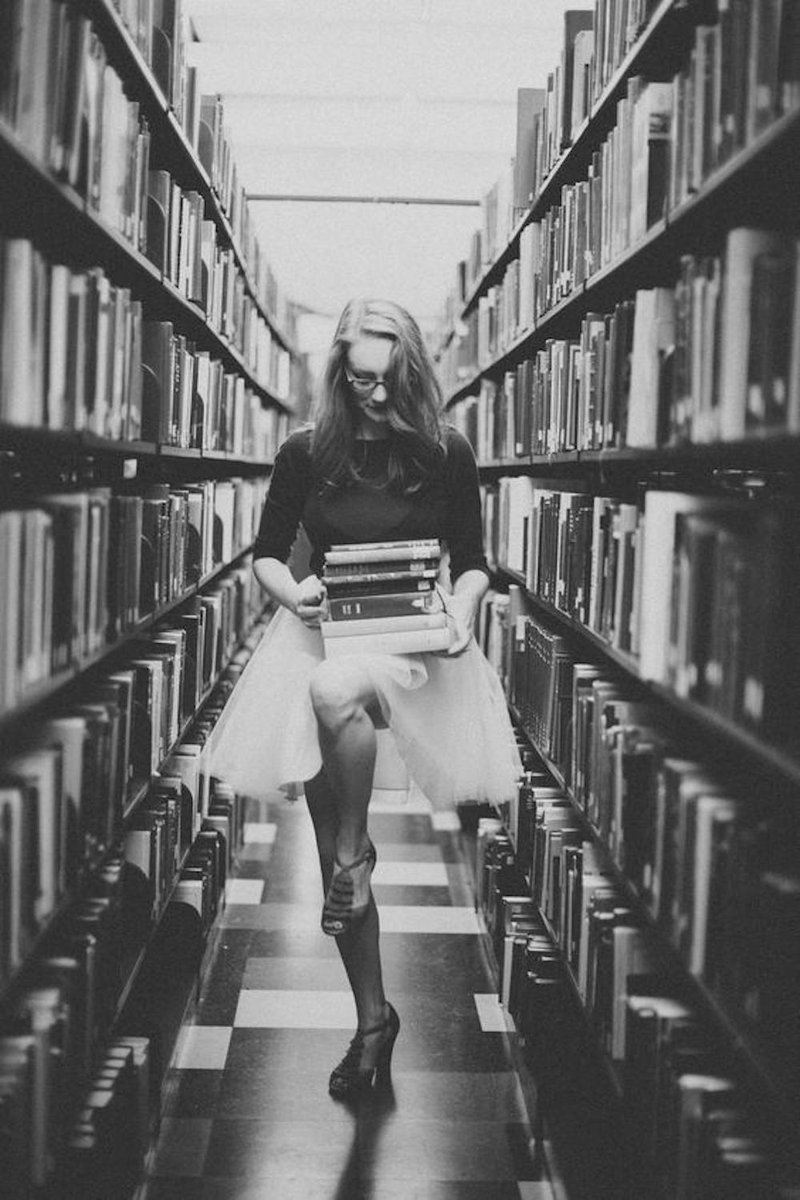 📚Happy #Monday #booklovers—#writerslift #WritingCommunity!                                            

📚Post #books|#RT 

#BooksWorthReading #amreading #amwriting #fiction #nonfiction #Authors #Mondayvibes #readingcommunity #ilovebooks #book #ShamelessSelfpromoMonday #bookworm