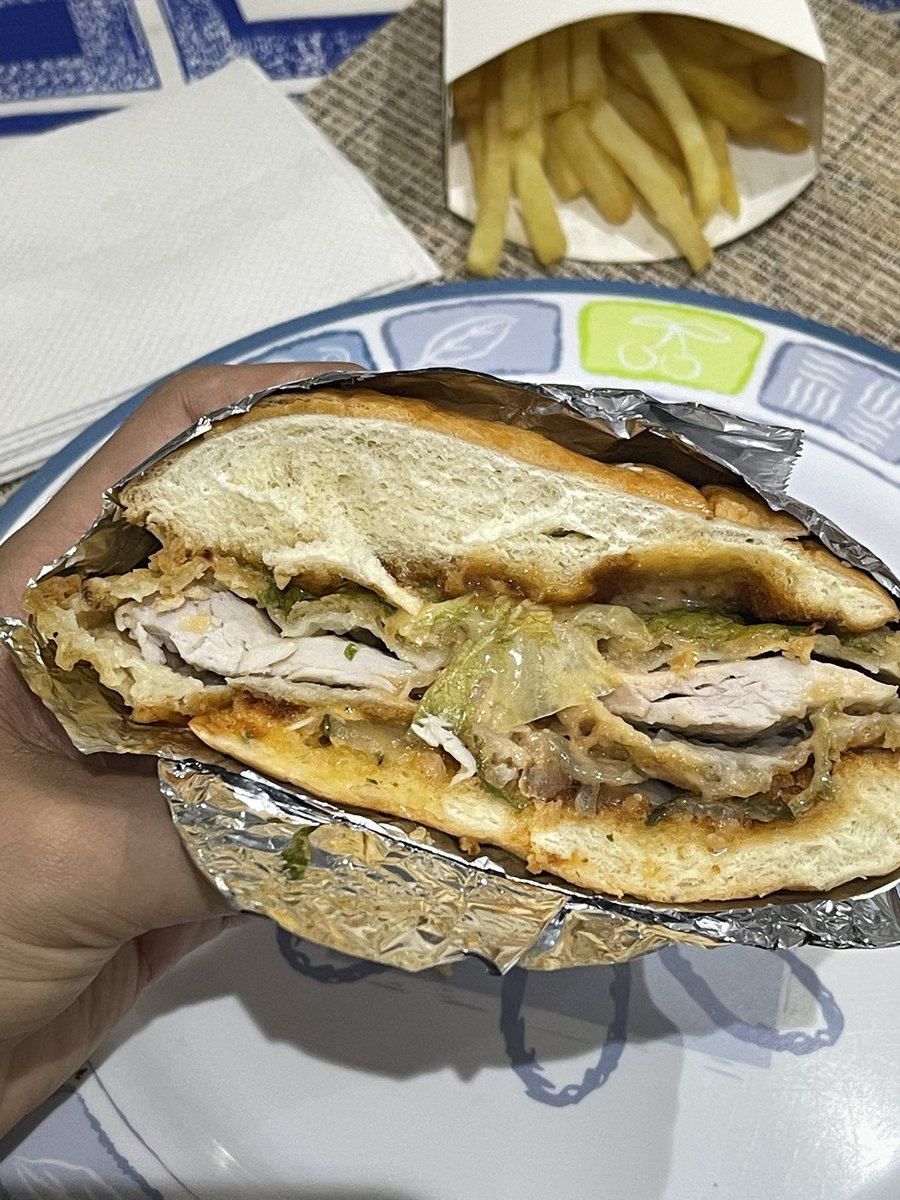 Gracias <a href="/luisitoburger/">Luisito Burger</a> por mi hamburguesa de regalo ❤️🫶🏻