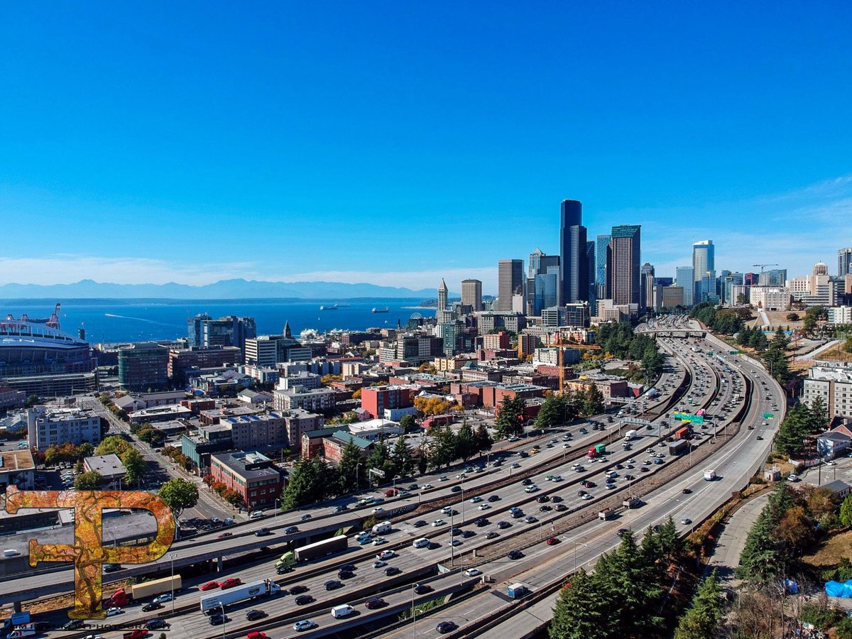 City streets and wanderlust dreams.
#Timfranklinphotography #seattle #washington #pnw #drone #dji #trekking #blackartist #apple #microsoft #attacktheshot #worldmastershotz #iphone12 #travelawesome #fantastic_earth #traveladdict  #thecreatorclass #visualsoflife #traveldeeper