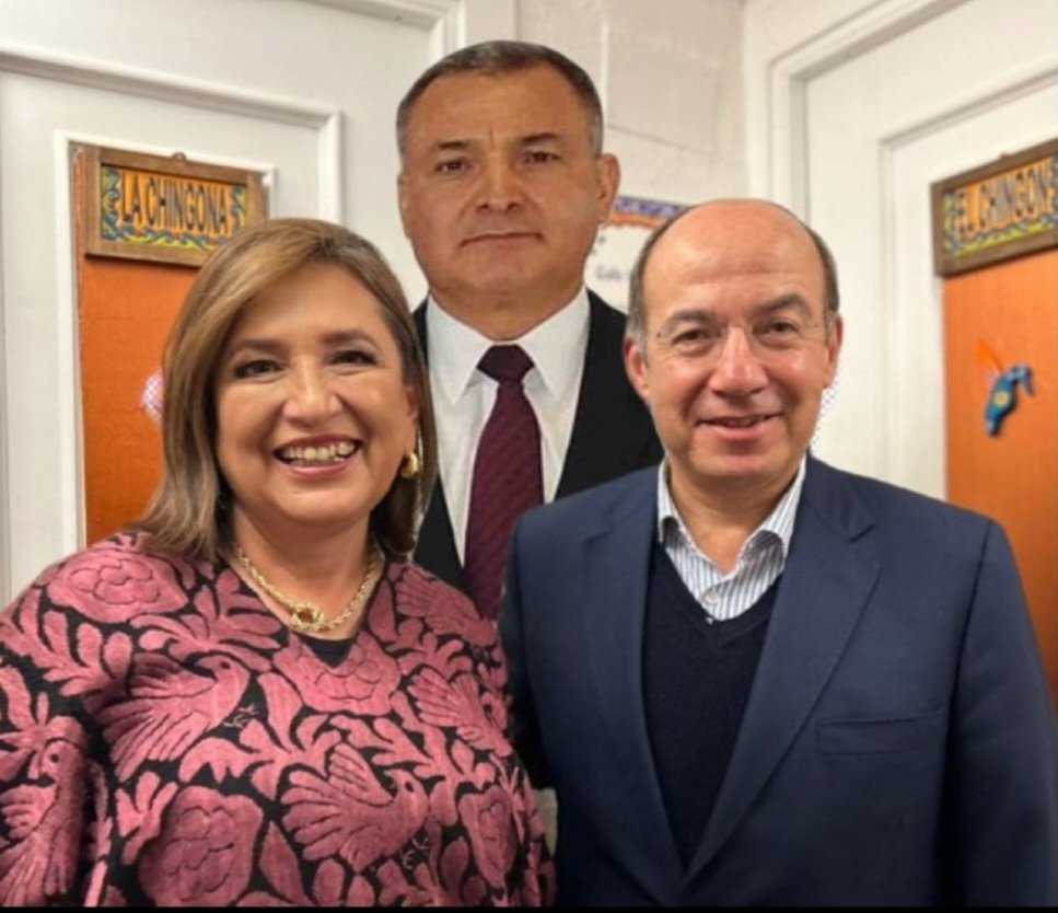 Dubenkovg's tweet photo. @maxcortazarl @mario_delgado Funcionarios que colaboraron con el narcotraficante García Luna y hoy están en el equipo de Xóchitl:

– Santiago Creel
– Maximiliano Cortázar
– Margarita Zavala
– Max Káiser
– Josefina Vázquez Mota

Es claro que la panista Xóchitl Gálvez es una narco-candidata. https://t.co/FnswiEtrEU