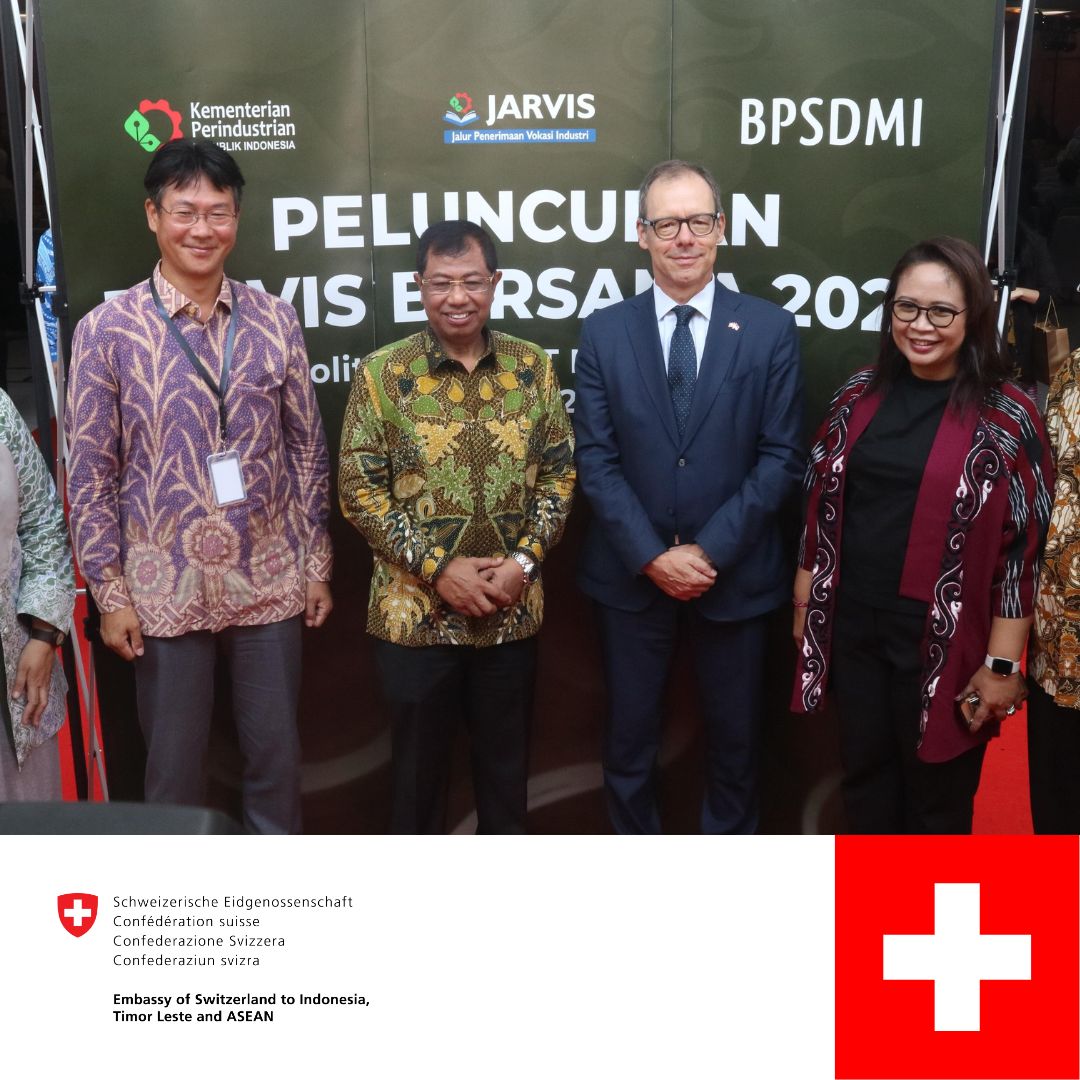 I had the honor to witness a milestone with the MoU ceremony between🇨🇭& 🇮🇩on vocational education, which initiates the 2nd phase of our Skills for Competitiveness (S4C) project. This collaboration aims to elevate #vocationaleducation, emphasizing quality, innovation & technology.
