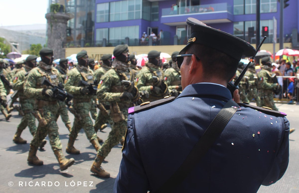 Fuerzas Especiales no se quedan atrás en el desfile militar.