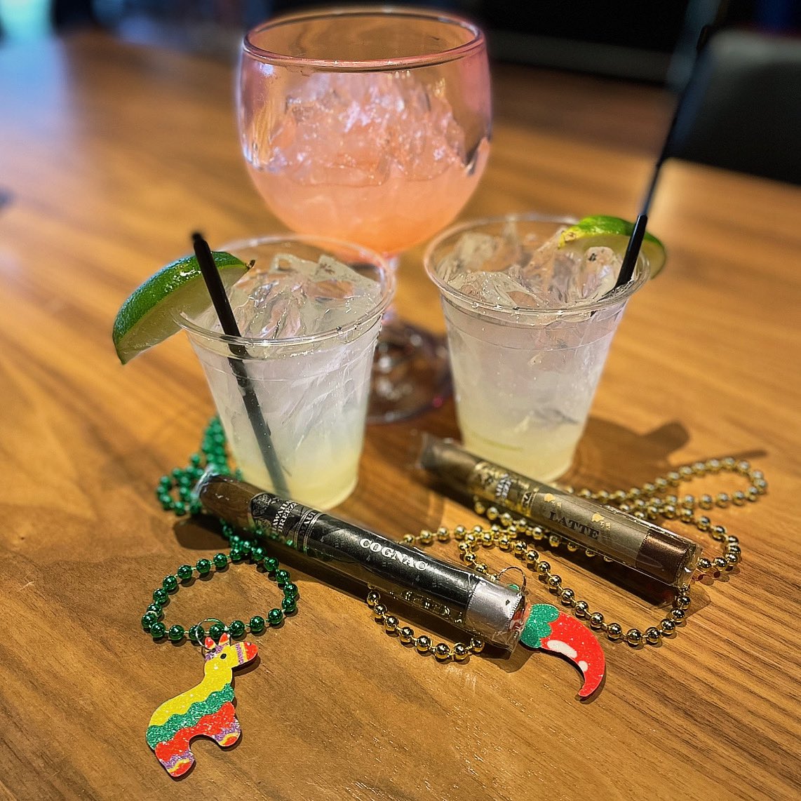 Happy Cinco de Mayo #cigartime #hawaiianbreeze #estebancarrerascigars #cigaroftheday #elcidscigarshop #elcidscigars #elcidstobacco #elcids #cigarnation #cigarworld #cigarsmoker #botl #sotl #cigarshop #cigarlounge #cigarboss #sophiassmokes