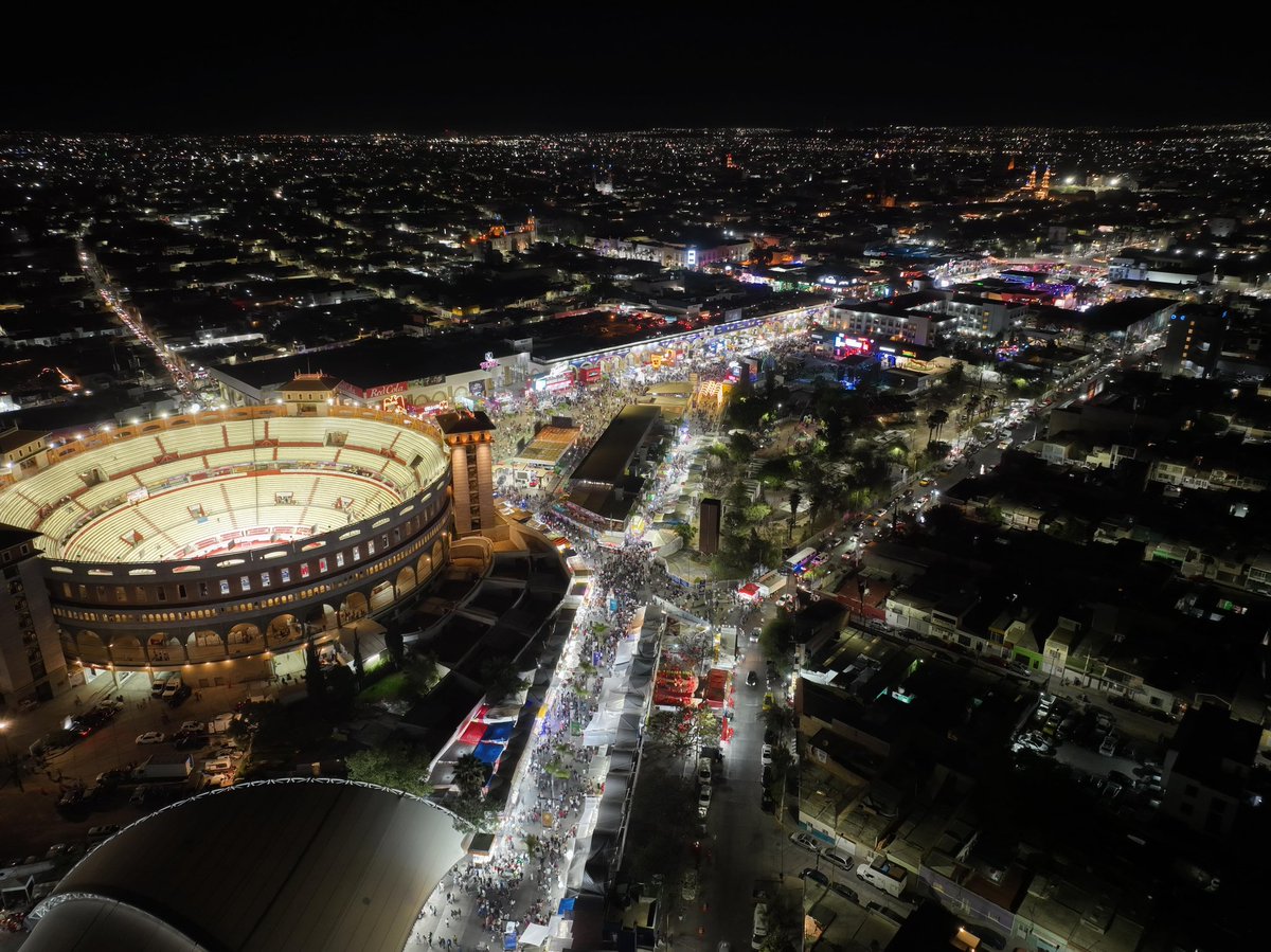 Así despedimos a la Feria Nacional de San Marcos en su edición 2024, la más importante y segura de México y el mundo.

📸 @CibernticaAgs 

#EstadoSeguro
#EstadoVideovigilado