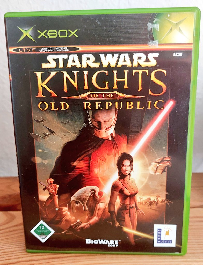 #Retromontag #Xbox Star Wars: Knights of the Old Republic spielt 4000 Jahren vor den Filmen. Die Sith setzt unruhendes Galaxy. Nur eure selbst gebaute Jungs kann ihn aufhalten. Packend Story, enorm vielschichtig Kampfsystem, hohen Umfang. Mein erstes Xbox Rollenspiel von Bioware.