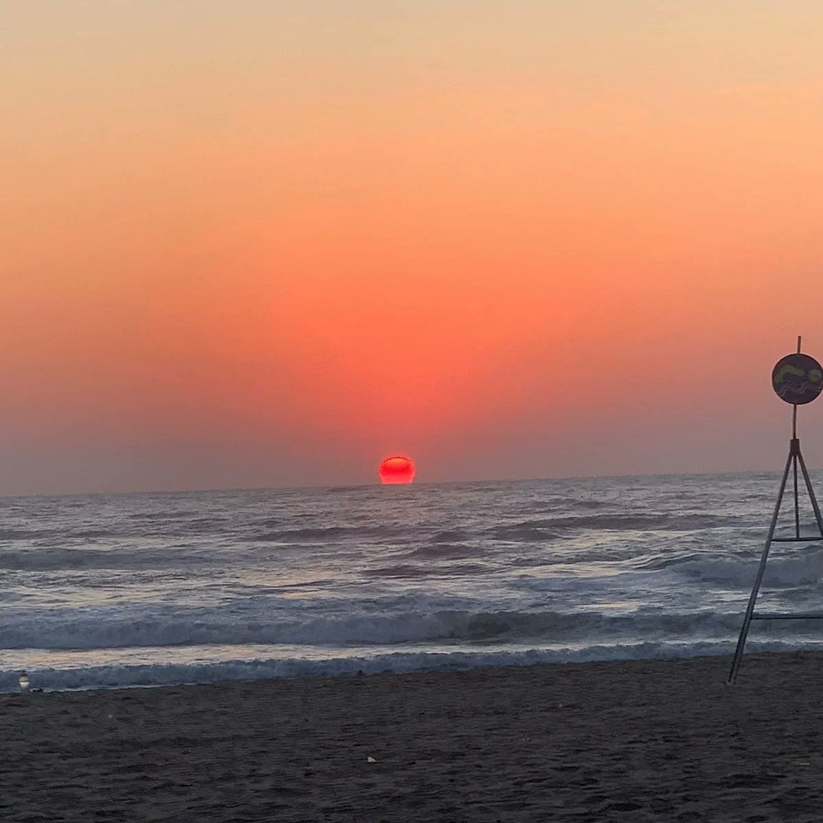 Just another beautiful morning 😁❤ #SouthAfrica 🇿🇦 #Durban #Africa 🌍 #SunRise #NorthBeach #Promenade #BeachFront 🌅🌊🌞