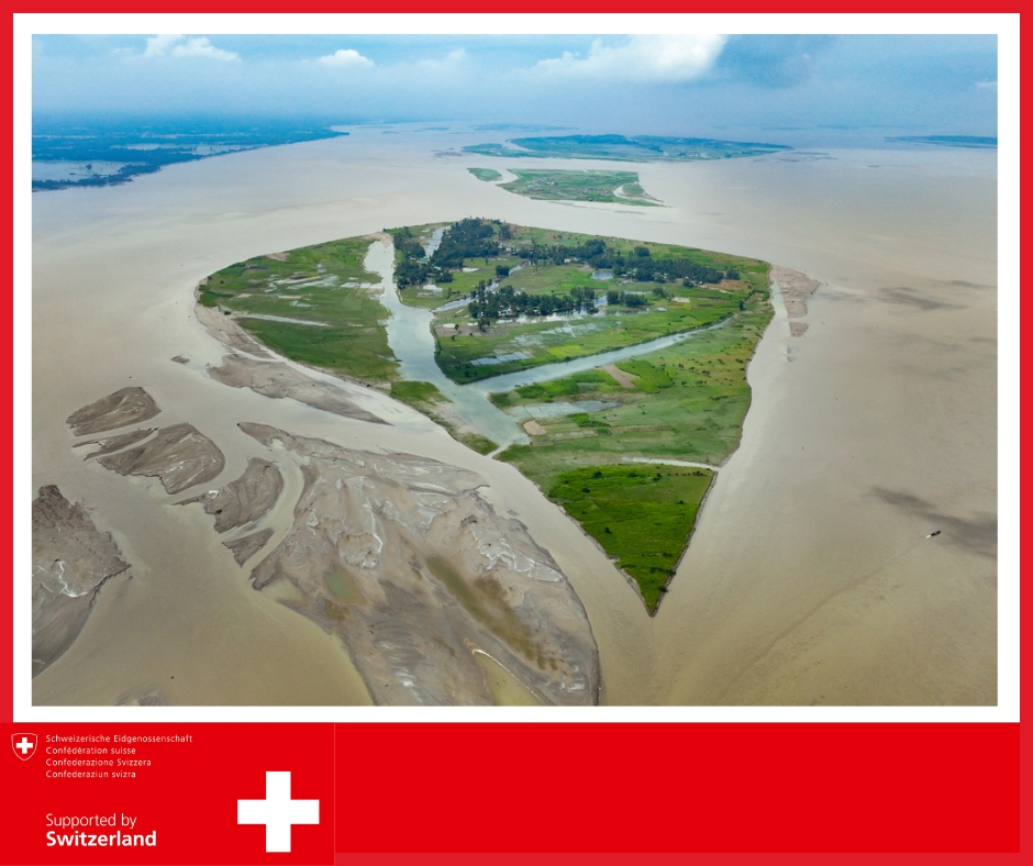 M4C with🇧🇩 & supported by 🇨🇭, launches the first-ever Early Warning System service for char dwellers! With #WinIncorporateLimited, we'll provide timely #weatherwarnings via SMS and calls, safeguarding 10,000 farmers across 10 Upazilas from extreme weather impacts. #SwissInBD