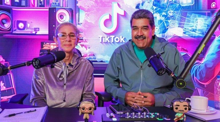 Presidente, <a href="/NicolasMaduro/">Nicolás Maduro</a>, sobre regreso de reconocidas marcas: El que se fue lo hizo porque quiso, el que quiere venir bienvenido

#LasSancionesNoNosDetienen  
#YoSoyDeAquí 
rnv.gob.ve/prensa/?p=3772…