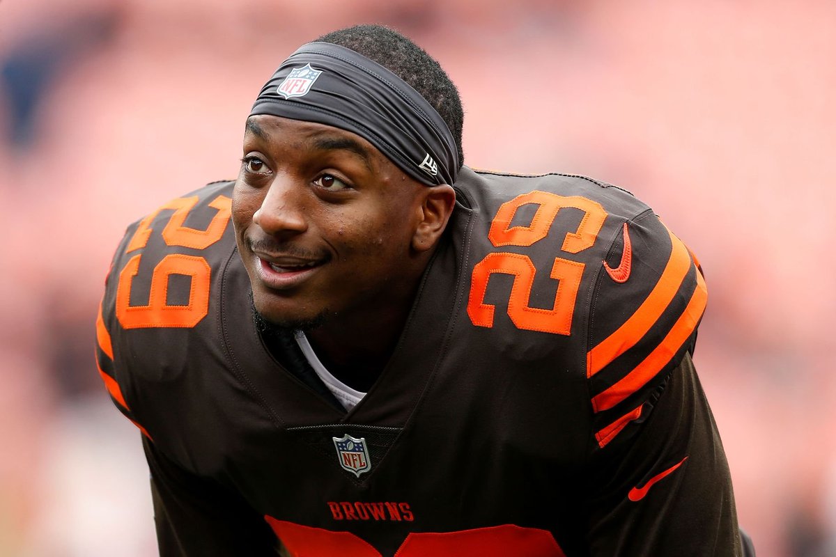 RB Duke Johnson was one of the few new-era Cleveland players who made it thru four full seasons with team. While he never had more than 100 carries after that in his eight-yr career, he had 74 receptions for almost 700 yards in 2017 for the Browns. Announced retirement Sunday.🧐