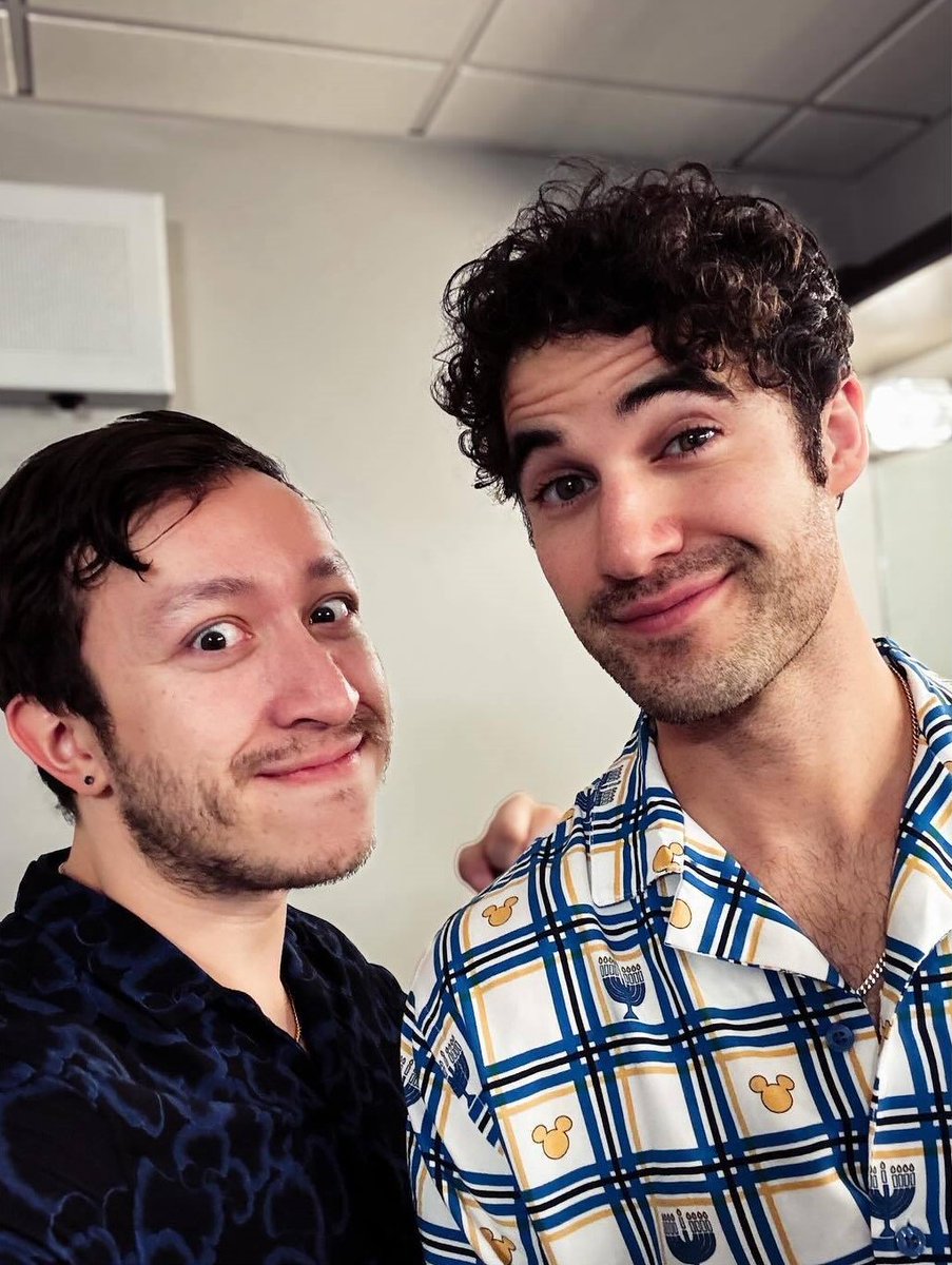 Darren Criss 4K (@4kcriss) on Twitter photo 