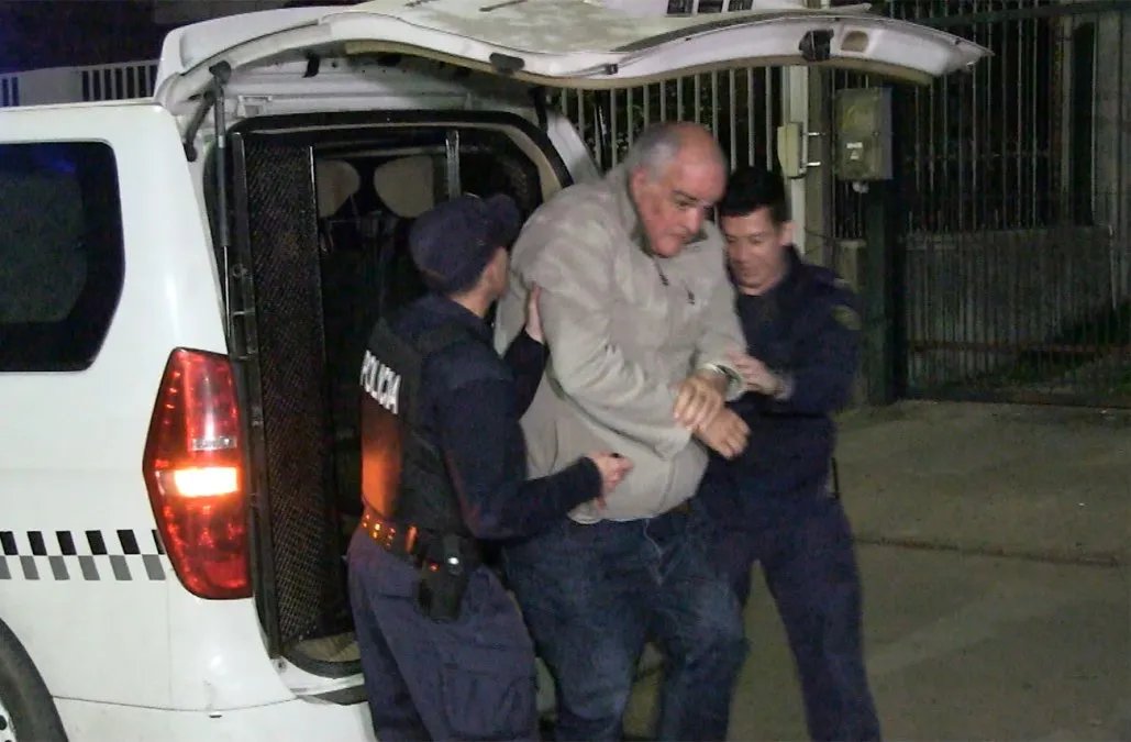 Penadés no está en prisión preventiva solo por Romina, eh... les recuerdo que está imputado por 22 delitos:

⭕️Presunta comisión de 11 delitos de retribución a la explotación sexual de menores de edad.

⭕️"delitos de abuso sexual especialmente agravado, tres delitos de abuso