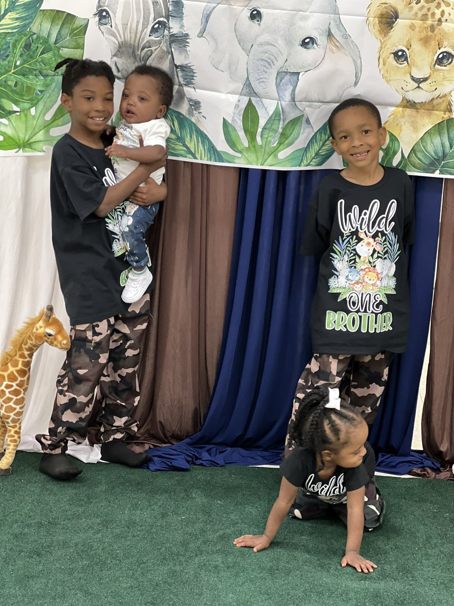 TraapGirlChlo's tweet photo. Nothing in the world I wouldn’t do for them! 🫶🏾#MINE https://t.co/VCYRu70arH