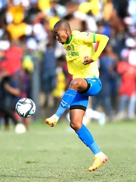 ✔️Left back needed? call Morena
✔️Right back needed? call Morena
✔️Midfield needed? call Morena
✔️Left wing needed? call Morena
✔️Striker needed? call Morena
✔️Right wing  needed? call Morena

Morena is a baller.His versatility is unmatched & can literally play anywhere
#Sundowns