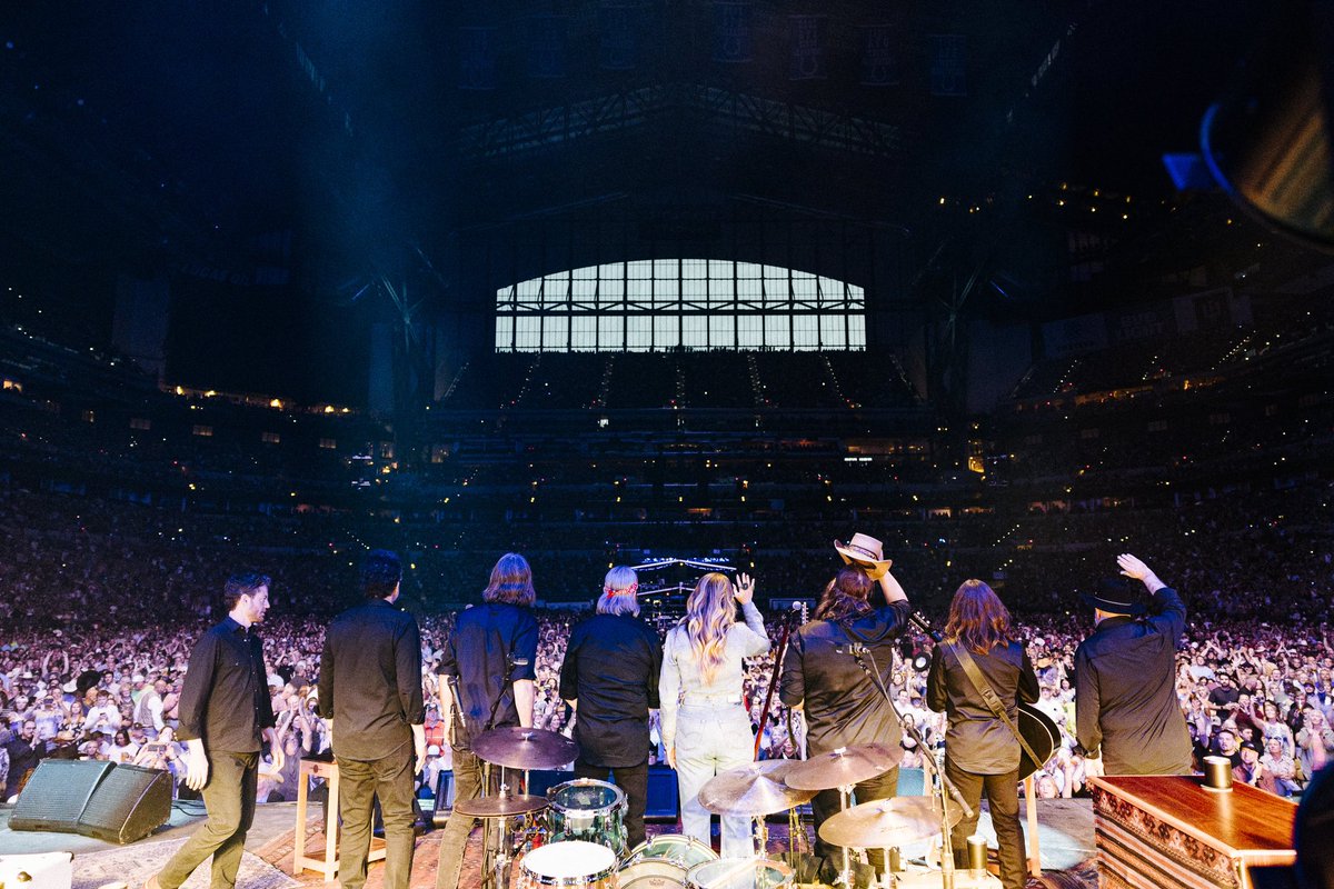 Morgane Stapleton tweet media