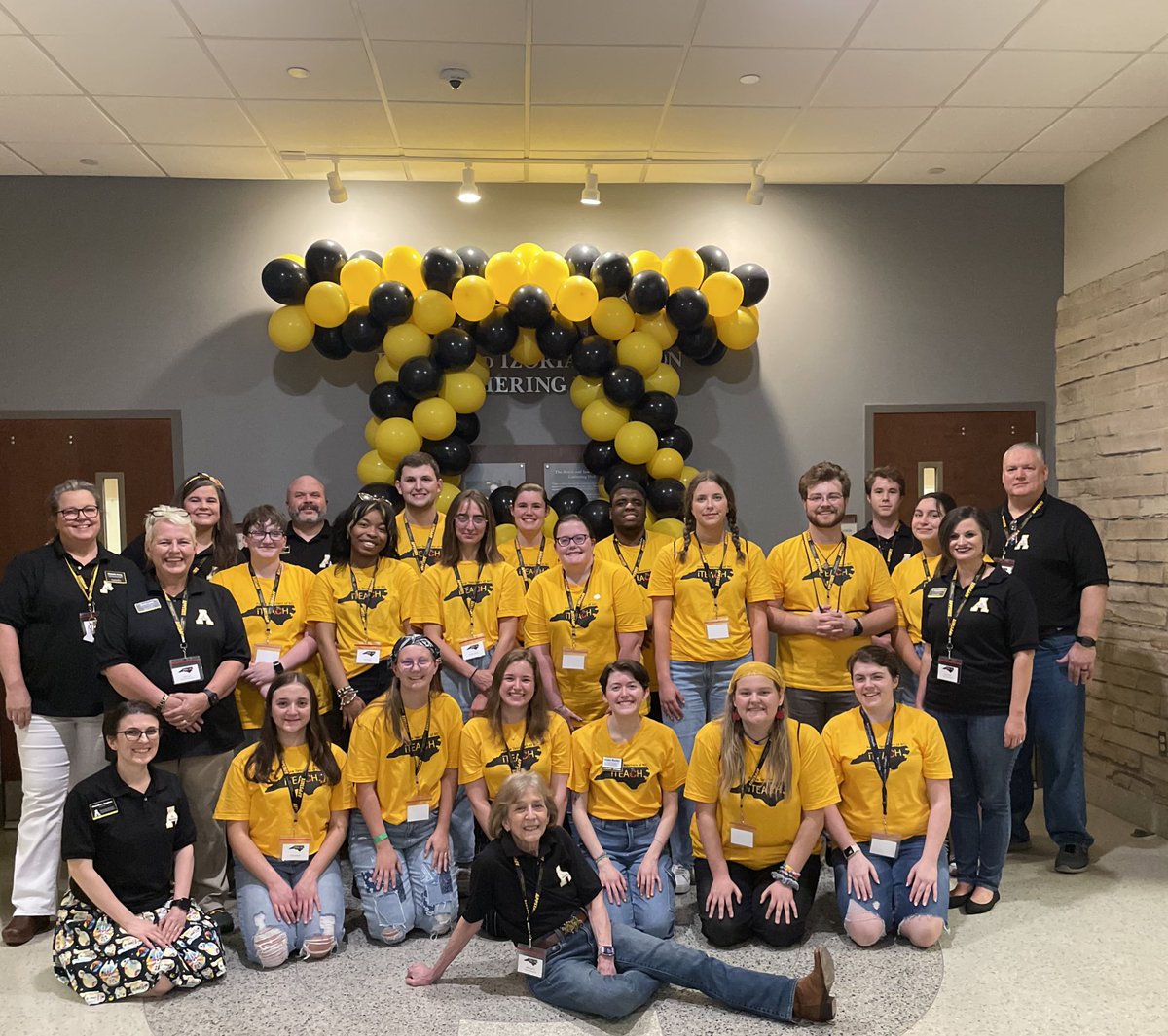 Betsy Rosenbalm tweet media