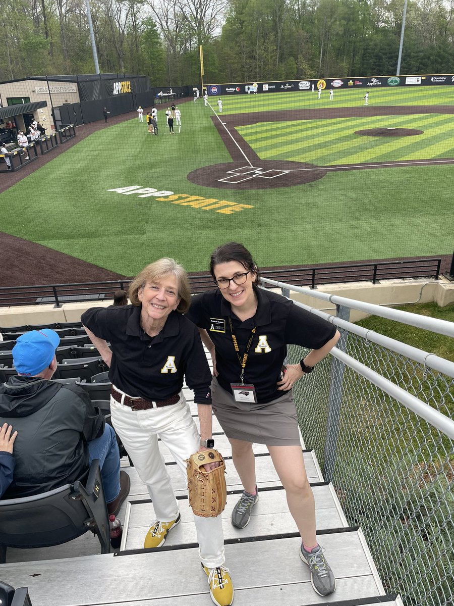 Betsy Rosenbalm tweet media