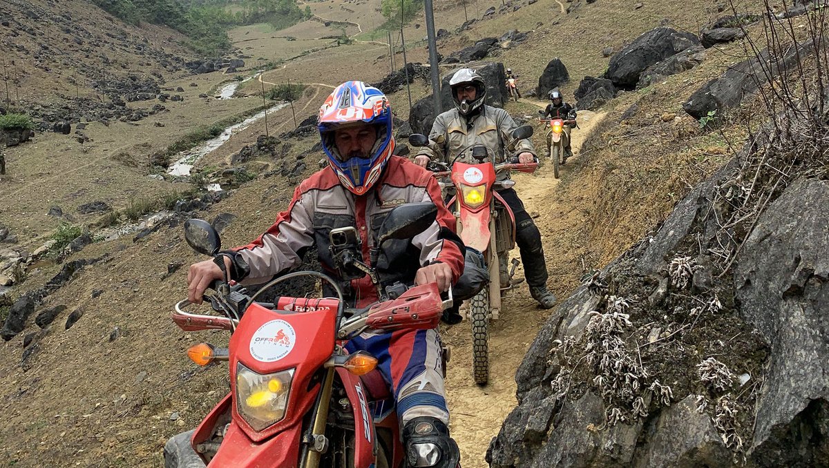 Beyond the asphalt, inaccessible to cars, where the soul of the land reveals itself. 🔏

💻 vietnammotorbikerental.com

#vietnam #xuhuong2024 #trending2024 #motorbike #motorcycle #tour #rental #honda #XR150L #CRF250L #CRF300L #dualenduro #motocross #offroadvietnam #vietnamoffroad