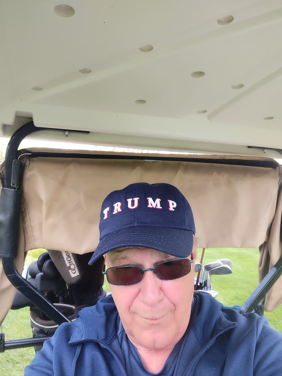 My new Trump hat on the course today!