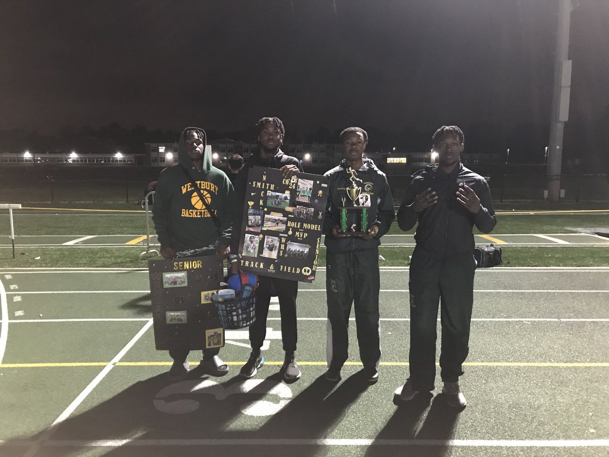 Westbury hosted 1st Green and Gold Invitational meet. 25 schools came from Nassau, Suffolk and NYC. Westbury’s Thomas Fletcher, Windarline Charles, Quincy Lyndor, and Neklor Smith won the 4x400. Big thanks to our track parents for their assistance and support.