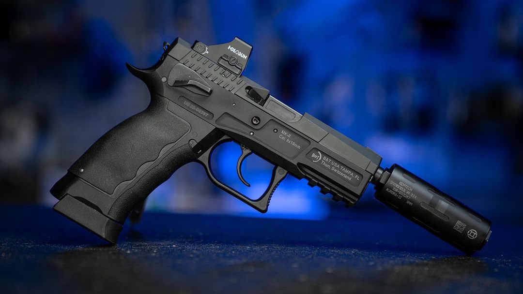 SN_ChrisBrooks's tweet image. Now this is a fun setup! Super quiet with fresh wipes!🤫

#btusa #gemtech #holosun #suppressednation