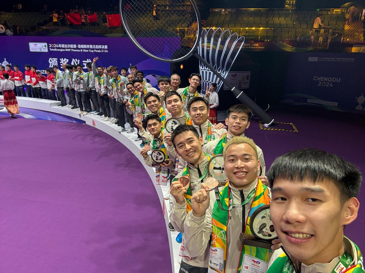 akemasyraf's tweet photo. Behind the scene &amp; the selfie: https://t.co/Ffcg7XaJkl