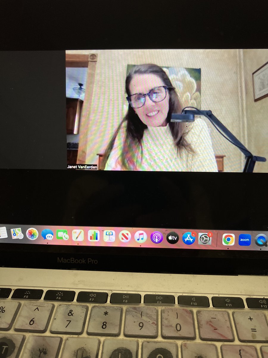 JanetVaneerden's tweet image. Online Watercolor Tulips class for Christendom College students study break is in the books! 

So much fun! There is no shortage of creativity for these ladies! #artconnects #winsornewton #studybreak