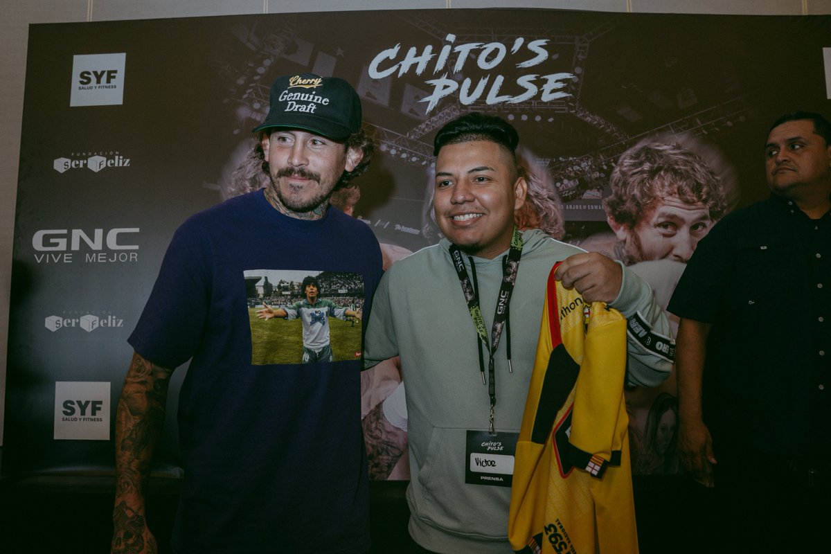 Me acaban de pasar las fotos oficiales de la rueda de prensa de Chito 🇪🇨🙌

#ChitoVera #MMAEcuador