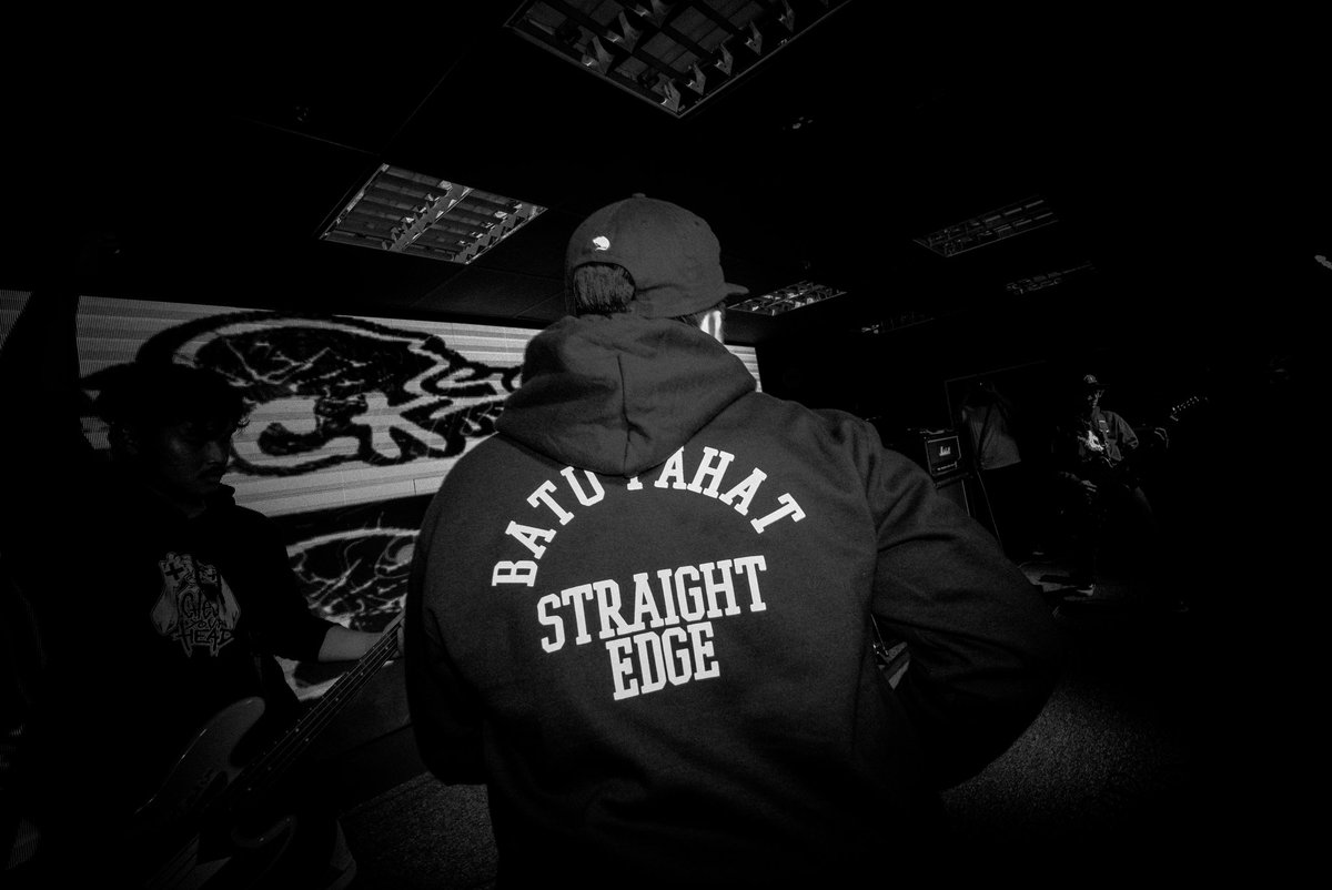 Here are some best moments captured by xwayne1991x . Thank you and till next time SG 💫