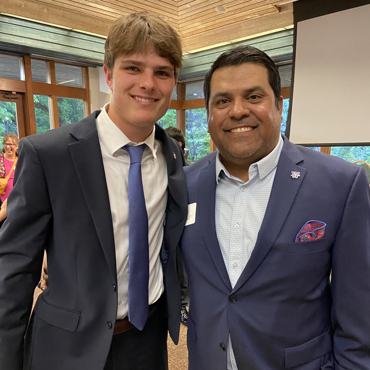 Ty Ingram-Eiser earned the Greater Austin Chapter's top scholar athlete for the 2023 football season at the 32nd annual Austin Scholar Athletes Banquet of the National Football Foundation. Congratulations, Ty, on this amazing accomplishment. #GoChaps 📷 via @EanesSupt