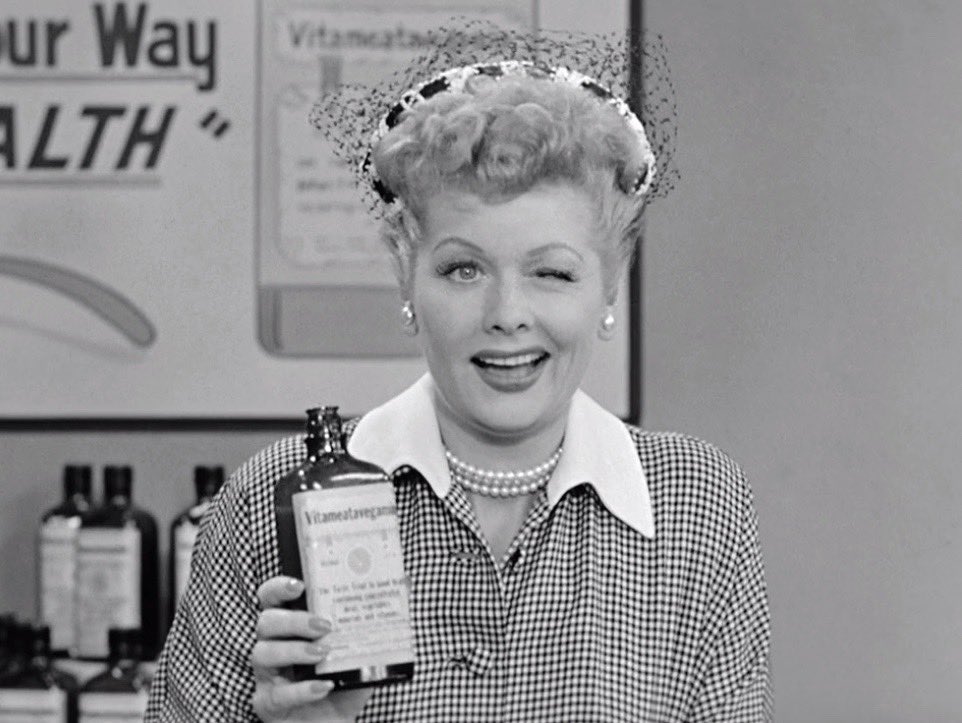 📺CBS Primetime, May 5, 1952:

— On ‘I Love Lucy,’ Lucy advertises a product called Vitameatavegamin