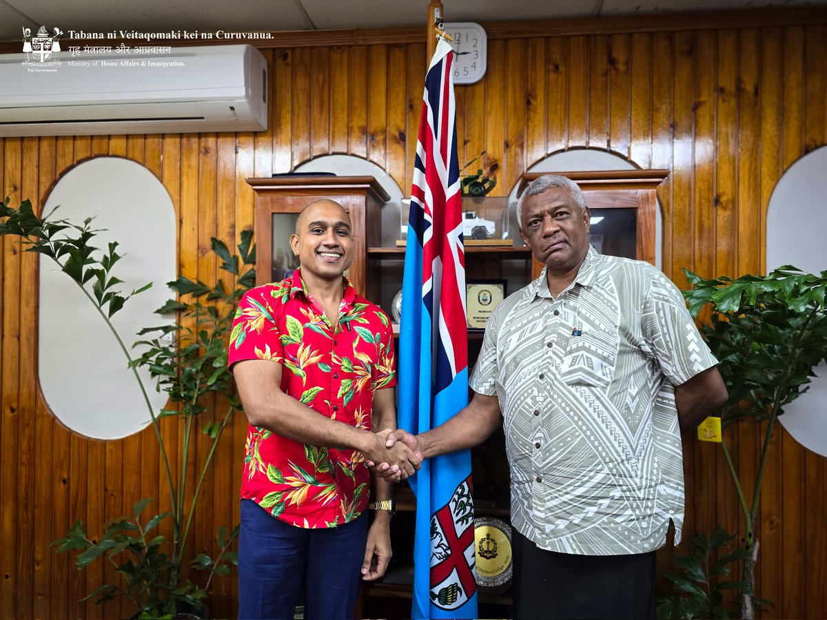 "Bula Angry!" Grateful to meet with <a href="/angry_kpra/">🌺angry_kpra🌺</a> today and discuss the recent <a href="/phrcsogiesc/">PHRC SOGIESC</a> Conference, its outcomes and how we can work together to protect the Human Rights of Fiji's minority communities.