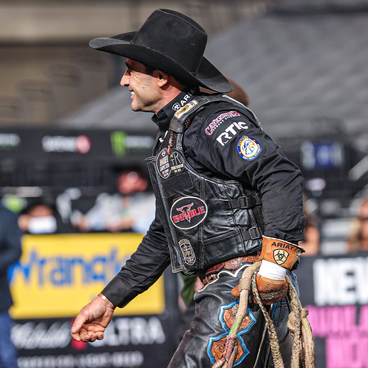 No Monday blues here 😄 The PBR World Finals kicks off THIS WEEK inside @cowtowncoliseum for the Elimination Rounds. 🎟 pbrworldfinals.com/#eliminations