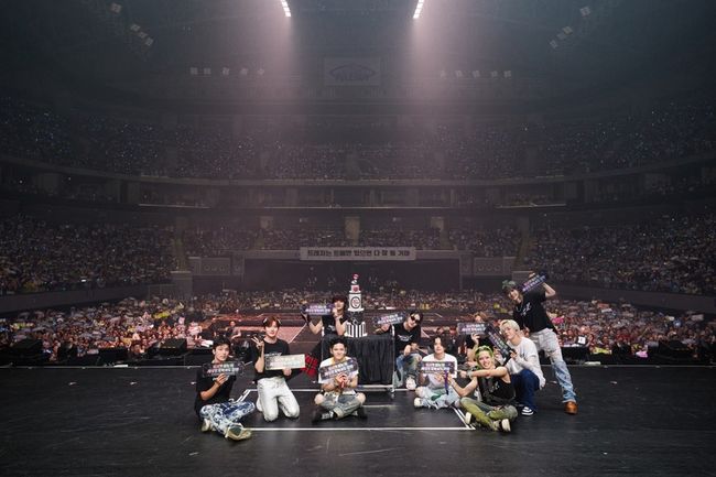 240506 | 📰 ARTICLE 'TREASURE opens their Asian tour in Manila... proving their true worth as stage masters' 'TREASURE turned Manila upside down...'REBOOT' first tour successfully completed' 'TREASURE, 'Reboot' tour that made you forget the Manila heat' TREASURE held the…