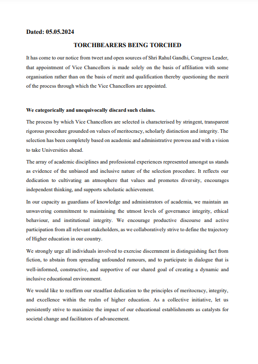 विद्यापीठातील कुलगुरूंच्या नियुक्तीबाबत काँग्रेस नेते राहुल गांधी यांच्या वक्तव्याचाकुलगुरू आणि शिक्षणतज्ज्ञांनी  निषेध करत लिहिले पत्र...
#RahulGandhi #ViceChancellors #University #asianetnewsmarathi