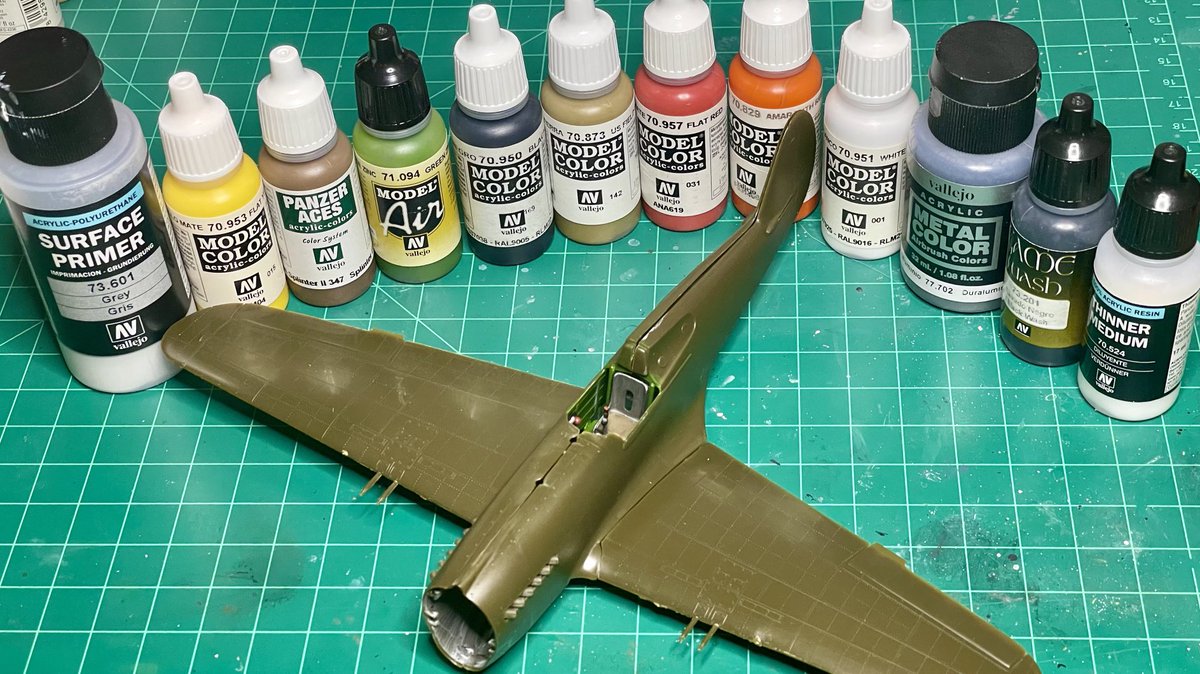 Dry fit on Revell’s 1/48 P-40B Tiger 🐅 Shark 🦈

Nice thing about this kit: count to 3 and it looks like tons of progress! 

If I were younger I might be running around the house sofa-straffing by now 😂

All the colors shown went into the cockpit. 

#JFFGreen