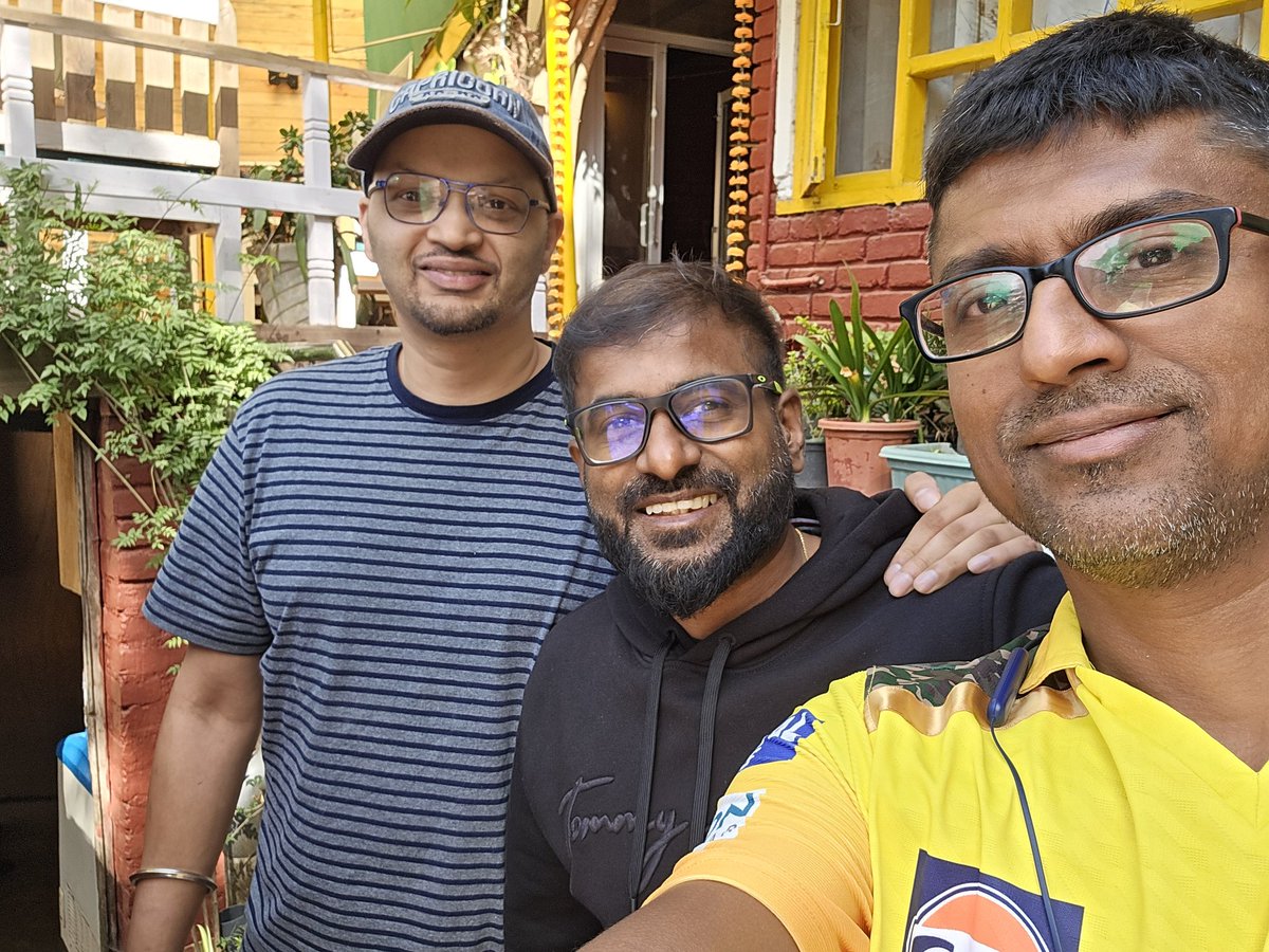 Early morning view at my friend @rahulmansur's place with @Cricprabhu . The stadium is visible from his garden. 2 of our @12thManArmyIN fam are from Mcleodganj (Rahul and Sarin)