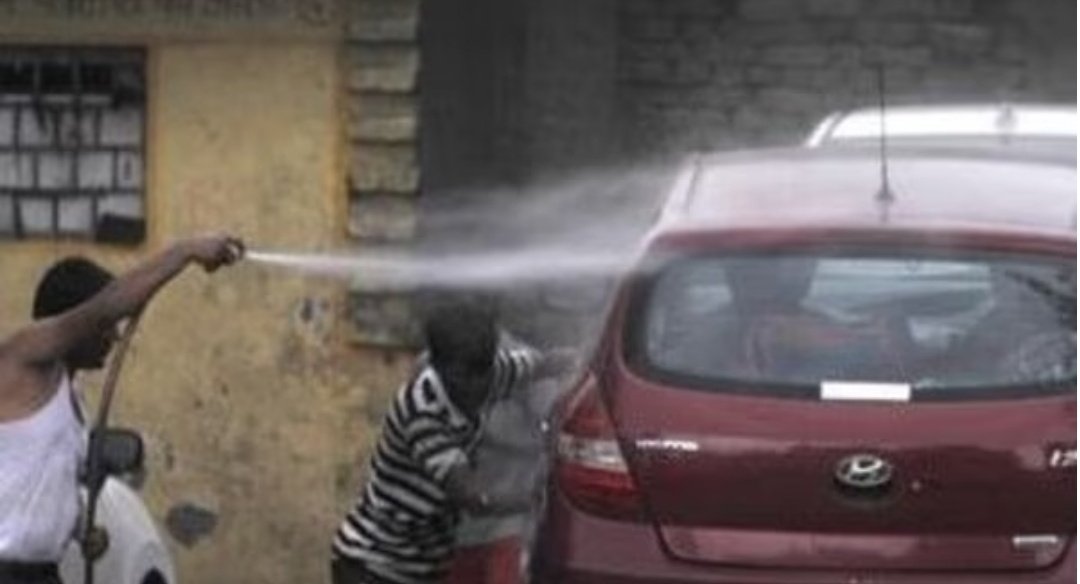 Himachal needs to do this as well. I have repeatedly said this... Stop it in the summer. UK seems to have a more sensible, forward planning admin --- Car wash gets banned in Uttarakhand due to water crisis amid rising temperature #Uttarakhand #HimachalPradesh