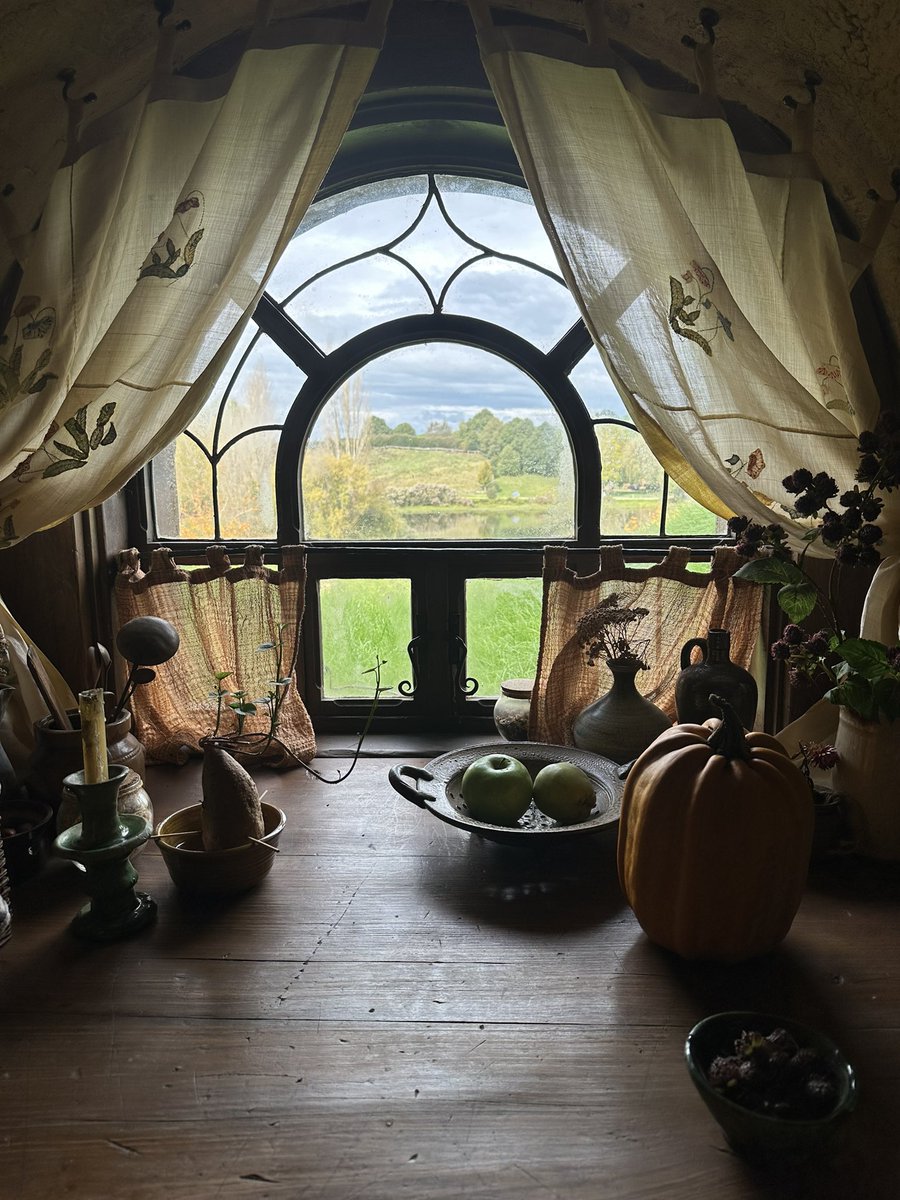 Hello from <a href="/HobbitonTours/">Hobbiton™ Movie Set</a>!