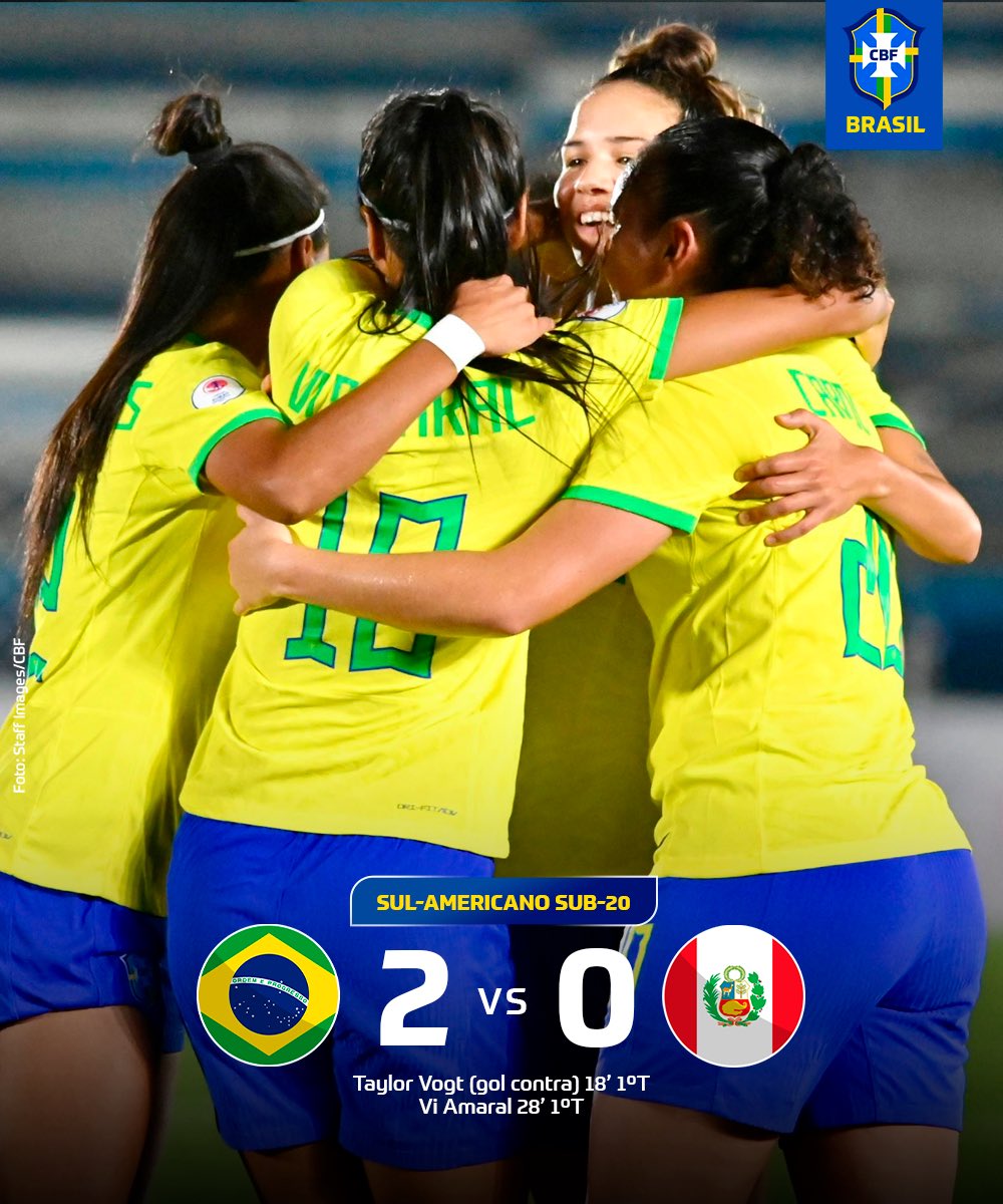 VITÓRIA E TAÇA! 🏆🇧🇷 É o Brasaaaa! A #SeleçãoFemininaSub20 vence o Peru por 2 a 0 no último jogo do Sul-Americano, já com o título garantido! Parabéns, decacampeãs! Que orgulho! 💛💚