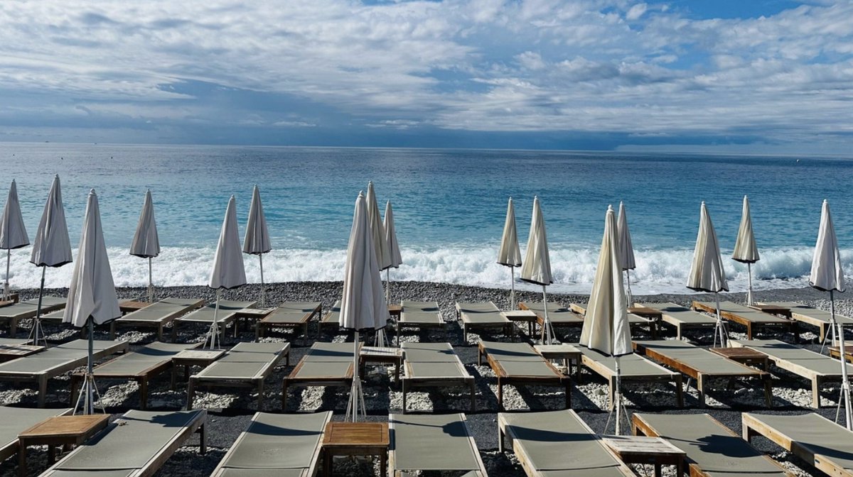 [ #RestaurantNice - #CotedAzurFrance ]
Le soleil revient très vite, excellent début de semaine vers vous! @VisitCotedazur @ExploreNCA