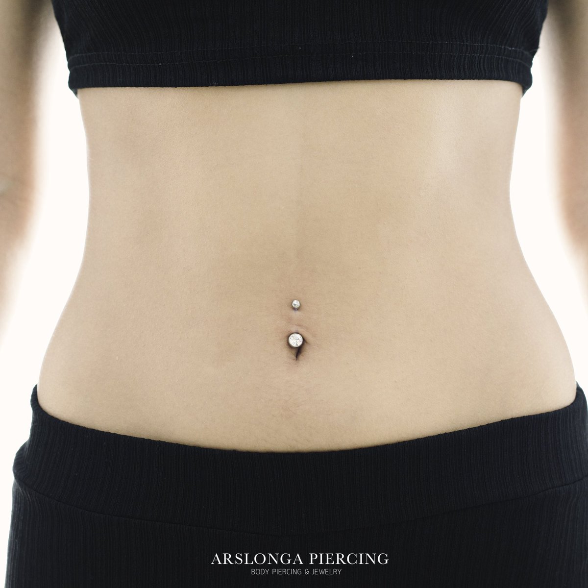 Lobe/Nose/Lips/Belly

สามารถสอบถามเพิ่มเติมได้ที่ไลน์ @arslongatattoo ได้เลยค่ะ 🩸🖤✨

#เจาะหู #เจาะปาก #เจาะจมูก #เจาะ #เจาะร่างกาย #ร้านเจาะชลบุรี #ร้านเจาะบางแสน #ร้านเจาะพัทยา