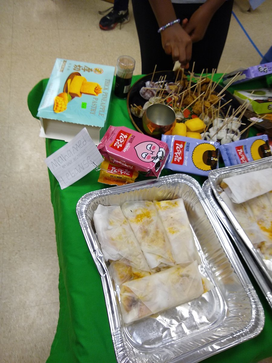 Attiya Batool (@batool_attiya) on Twitter photo April was a busy month! So happy that I was able to organize a Multicultural Night with the help of some truly amazing colleagues ❤️ It was great to see families enjoy the night and represent their cultures <a href="/NBFelem/">Nova Blanche Forman</a>. April was a busy month! So happy that I was able to organize a Multicultural Night with the help of some truly amazing colleagues ❤️ It was great to see families enjoy the night and represent their cultures <a href="/NBFelem/">Nova Blanche Forman</a>.