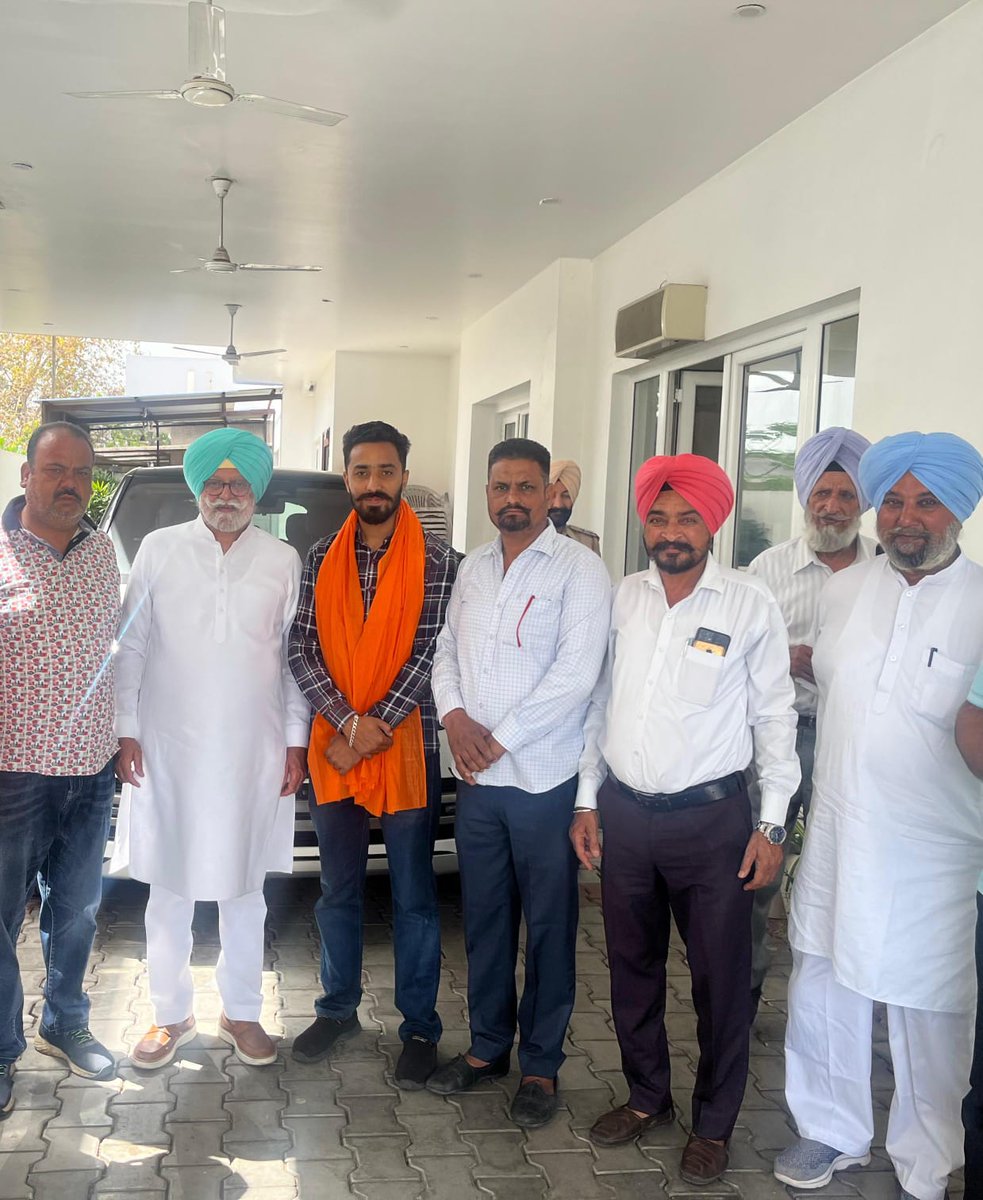 Congratulations to Jatin Sharma on his appointment as the working president of Kapurthala District Youth Congress. Your dedication and leadership will surely inspire our youth to strive for a brighter future. Best wishes on this new journey!  #YouthCongress #Congress #Kapurthala