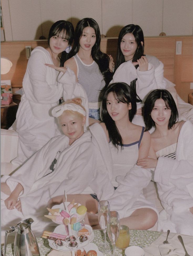 SOC-IE 💛 ˚☽˚.⋆ tweet media
