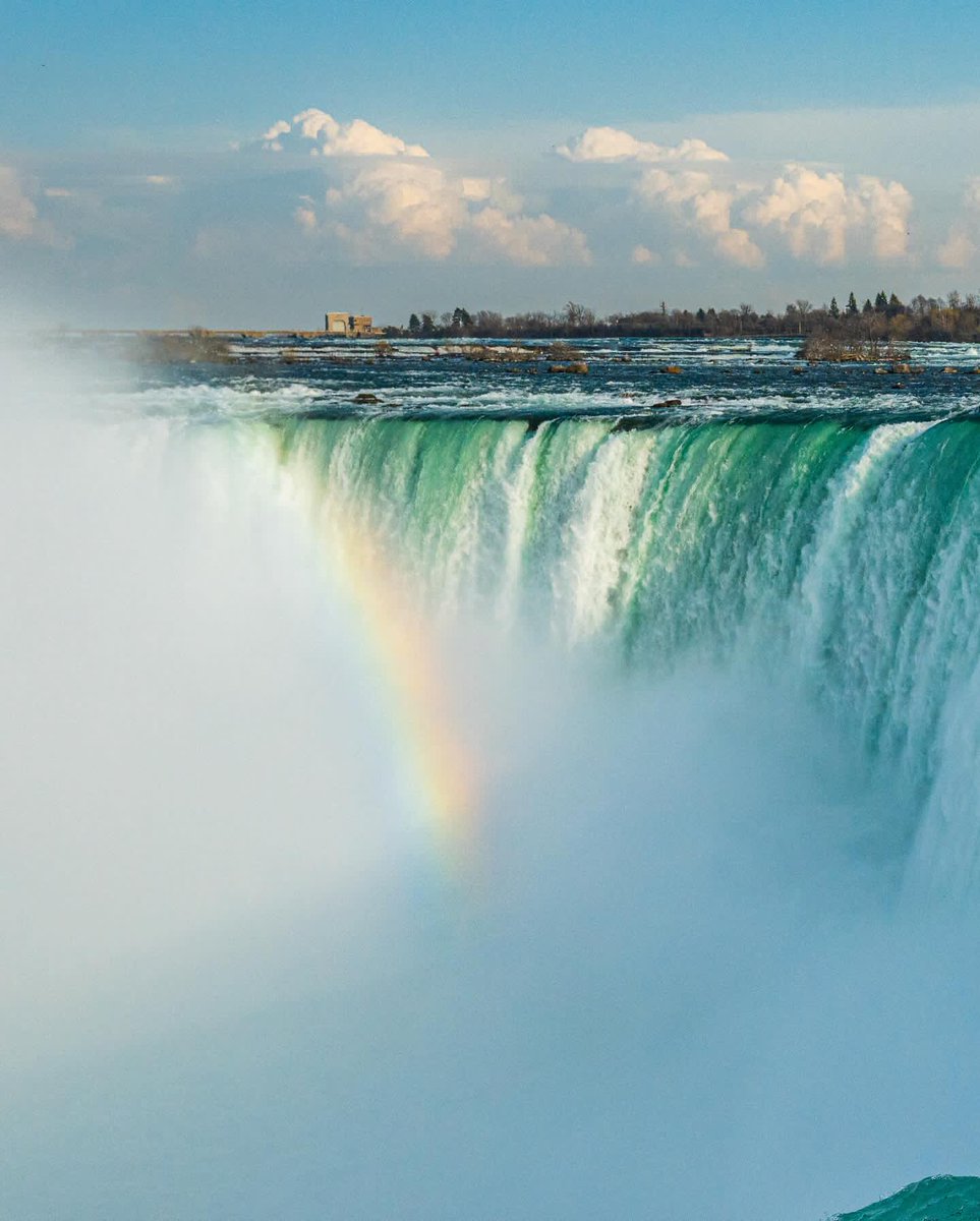 Rainbow At Niagara falls 🌈
